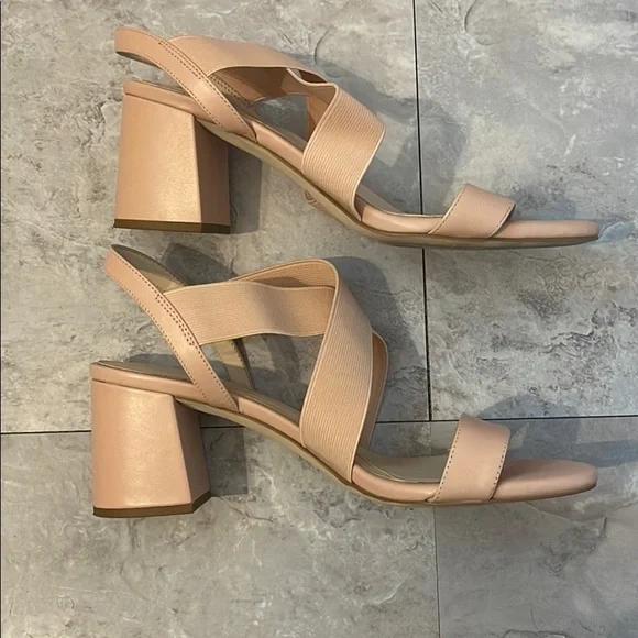 Cole Haan sandals! - Picture 3 of 4